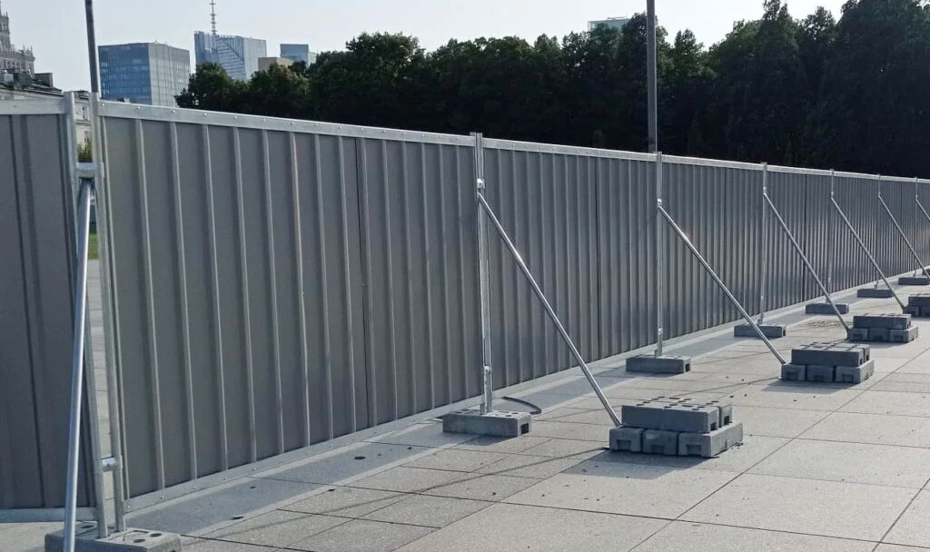 wynajem ogrodzeń budowlanych
